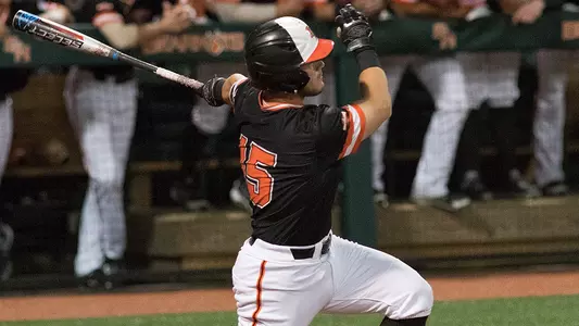 Kats roll past Wright State