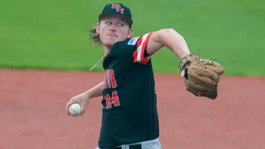 Kats clinch series with Lamar
