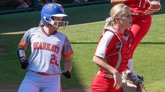 Kats split doubleheader vs Marist