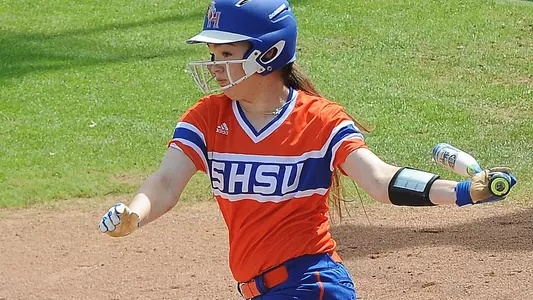 Softball heads to Central Arkansas
