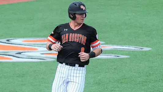 Aggies hold on to take down Kats