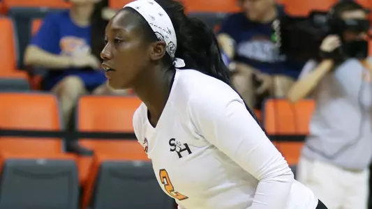 Kats go 1-1 on Day 1 in Lafayette