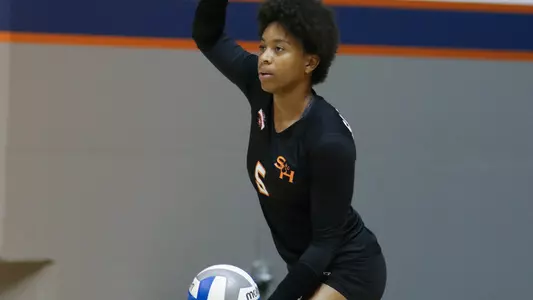 Volleyball heads to Arlington