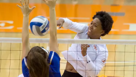 Volleyball Bounces Back With 3-1 Win Over ACU
