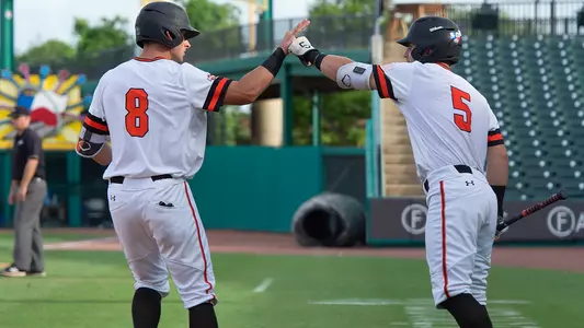 Kats recognized for signing class