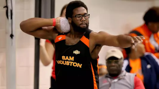 Kats look strong at Houston Invite