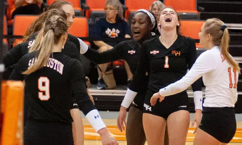 Kats make quick work of SLU