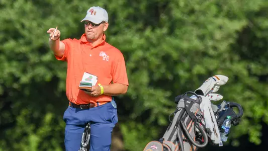 Bearkat men add two new golfers