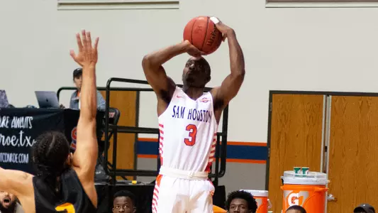 Kats' rally falls short on the road