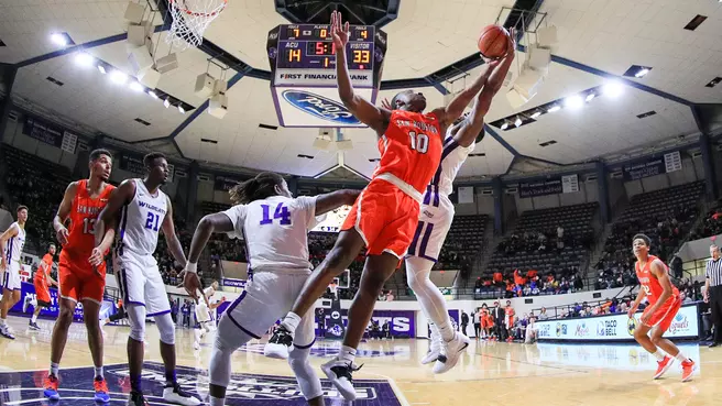 Kats dig deep to outlast ACU