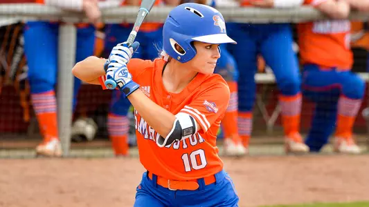 Kats split DH at Nicholls