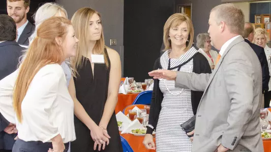 Luncheon connects SAAC champions with mentors