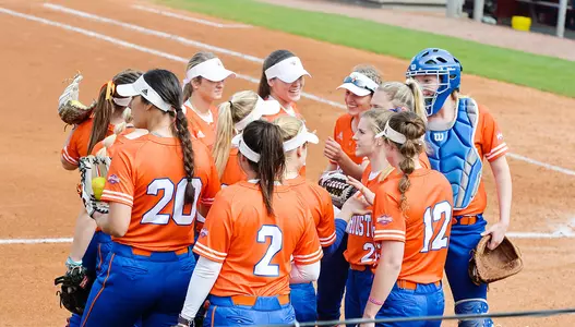 Softball earns NFCA academic honors