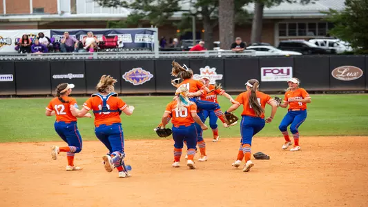 Kats to open Austin Regional with UT