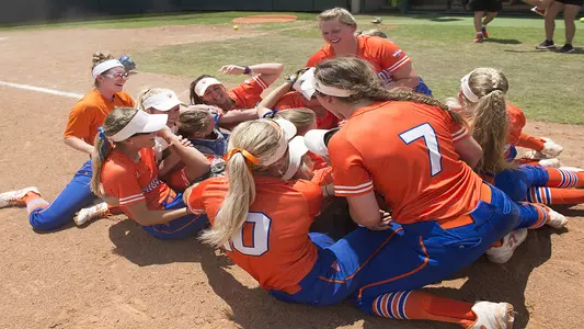 Kats win SLC softball title outright