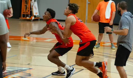 Men's basketball practice