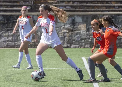 Caitlyn McDonald dribbles against UTRGV