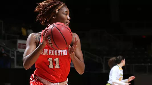 Courtney Cleveland vs SLU 2021
