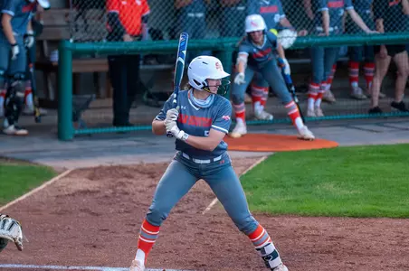 Kyndal Kutac bats against Baylor