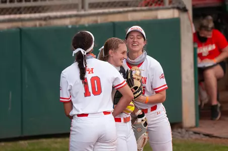 Mika Vento, Hannah Scheaffer and Kyndal Kutac celebrate