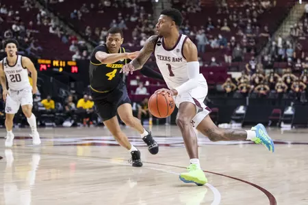 Savion Flagg transfers to SHSU