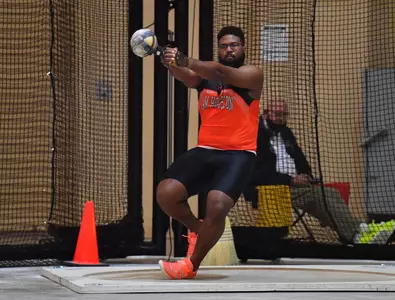 Deveon Thomas takes silver in weight throw
