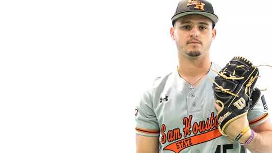 Hunter Murray 2022 posed shot