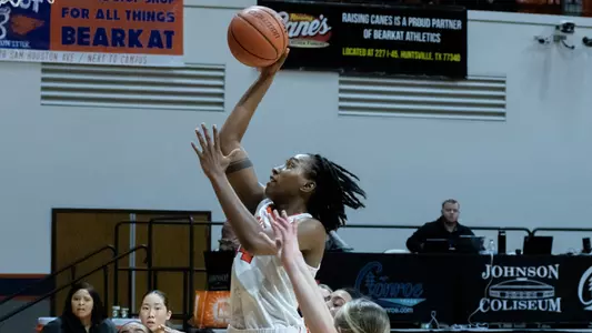 Raane Smith goes up for a shot against Utah Valley