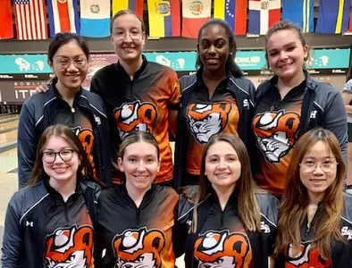 Bowling team at Prairie View Invitational