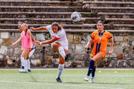 Jasmine Dybala kicks a free kick against UTEP