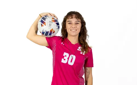 Cassia Souza soccer signee
