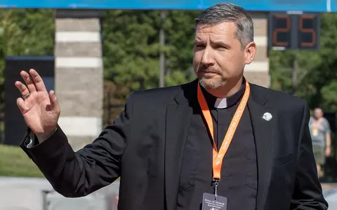 Father Luke Prihoda 2023 HOH Game