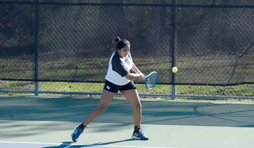 Sahithi Vutukuru receives a shot against Lamar