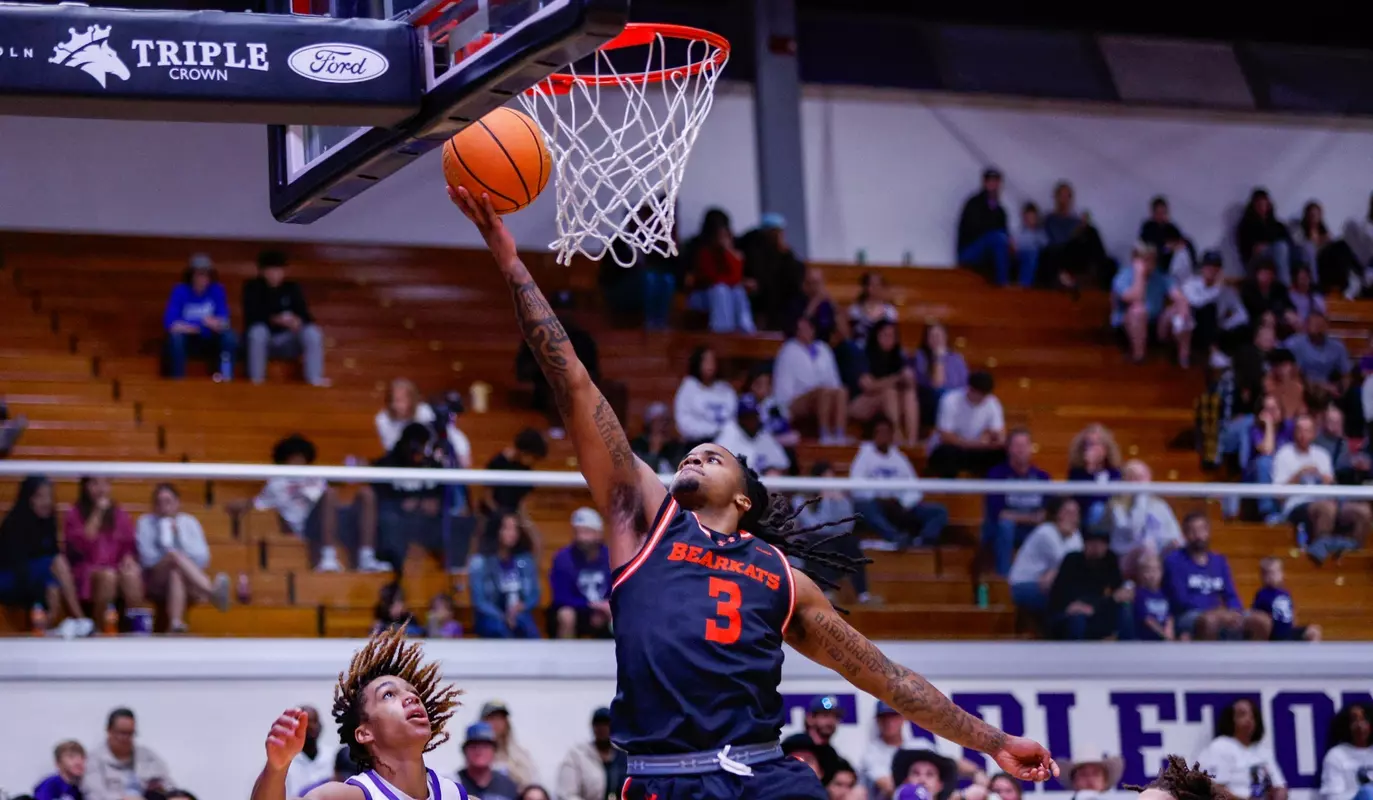 Lamar Wilkerson shoots against Tarleton