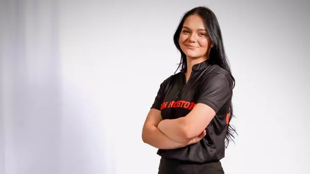 Caroline Engeron has signed to roll for the Bearkats in 2026