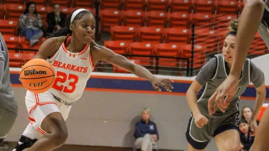 Bryana Block vs North American