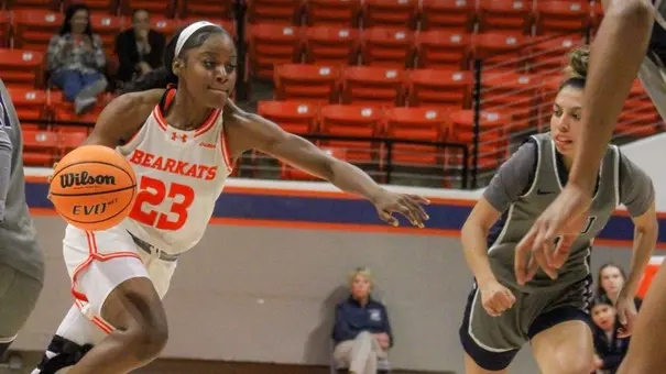 Bryana Block vs North American