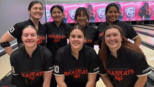 The Sam Houston bowling team gets ready to roll at the Bulldog Classic