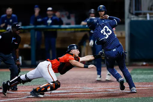 Kats close 2025 with loss to FIU