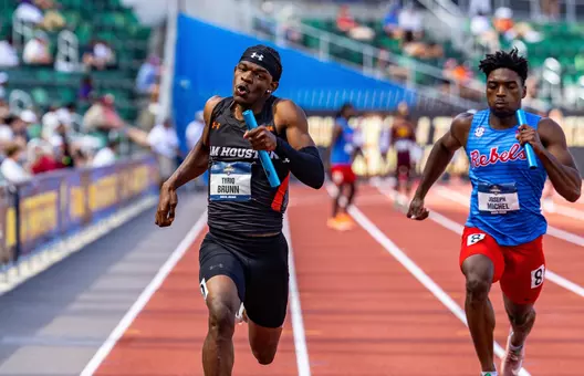 Tyriq Brunn runs in the 4x100 relay at the NCAA Outdoor Track Championships in Eugene, Oregon