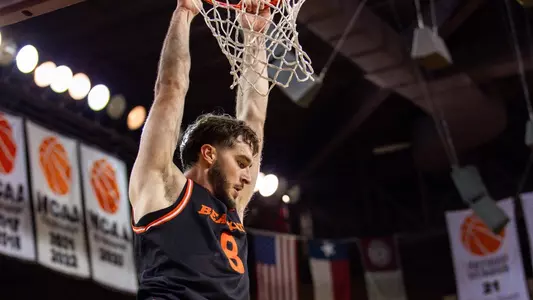 Veljko Ilic dunks against Texas Southern