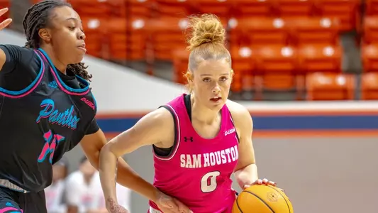 Annika Corcoran vs FIU