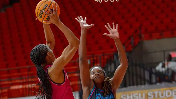 Aysia Ward-Strong vs FIU