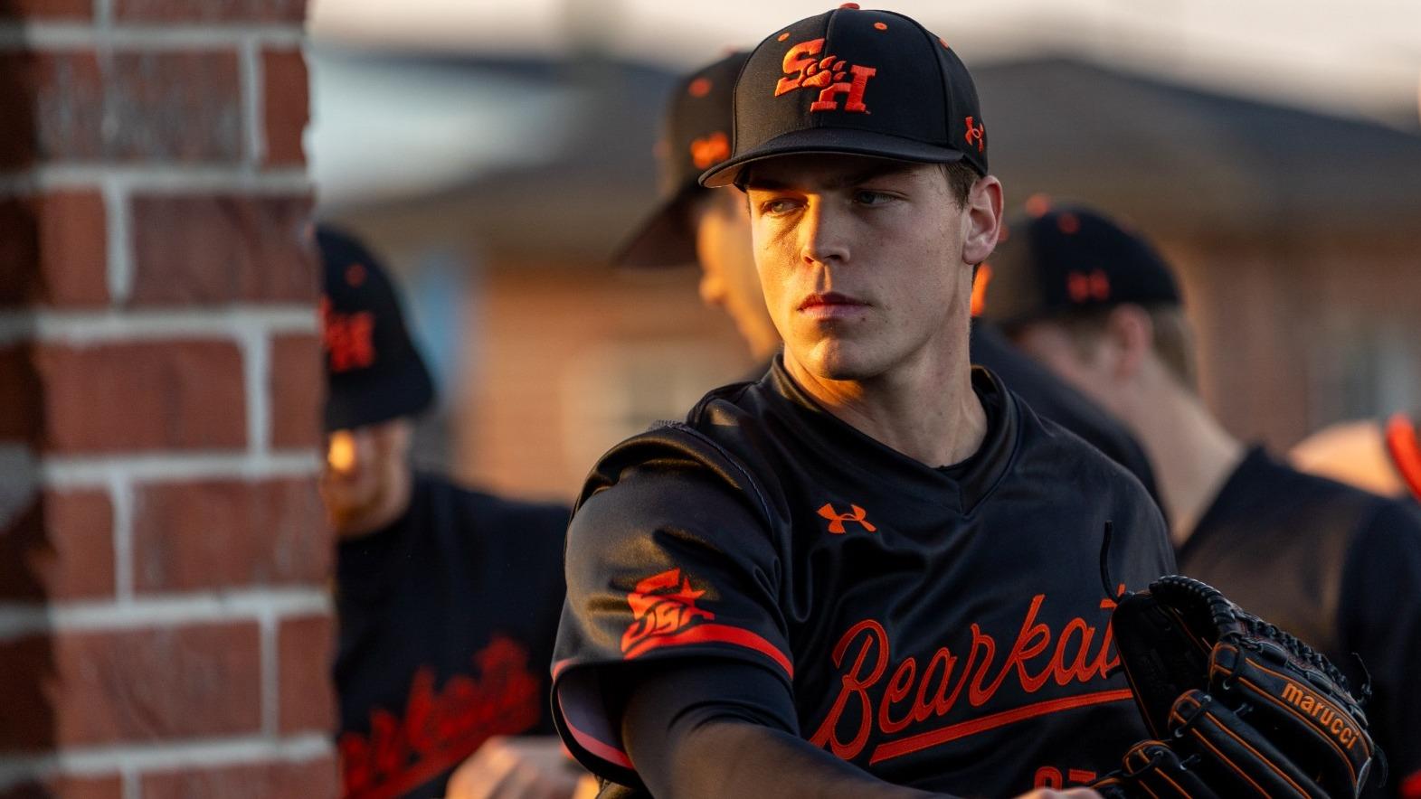 Peterson earns recognition from Baseball America, Perfect Game - Sam Houston