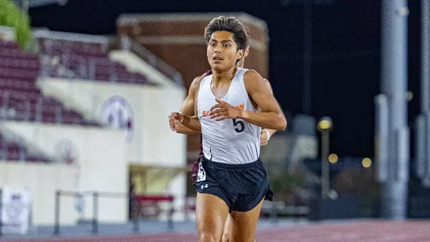 Mario Ruiz finished second in the 5,000 meters at the 44 Farms Invitational