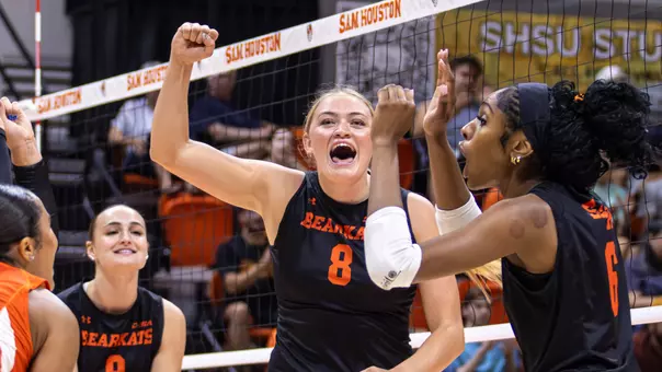 Kats go 3-0