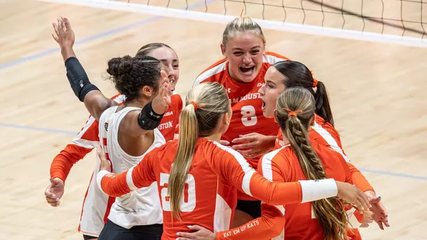 celebration huddle up