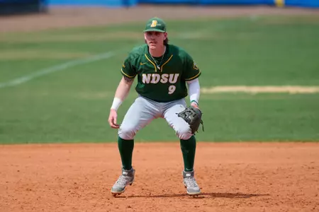 North Dakota State Bison third baseman Garret Hill (9) during an NCAA baseball game against the Maine Black Bears on March 11, 2022 at Chain of Lakes Stadium in Winter Haven, Florida. (Mike Janes/Four Seam Images)