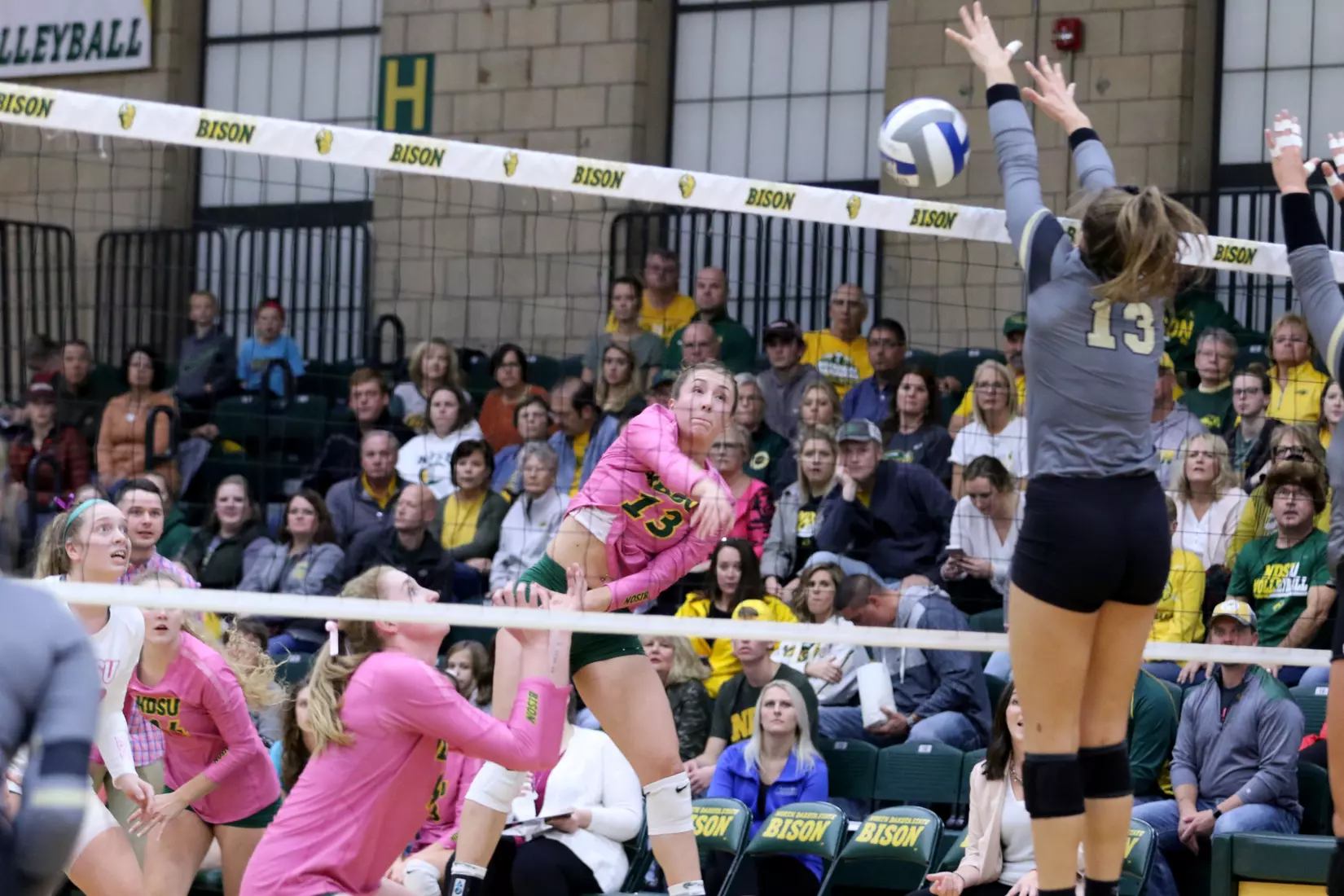 North Dakota State's Alexis Bachmeier against Purdue Fort Wayne in Bentson Bunker Fieldhouse.