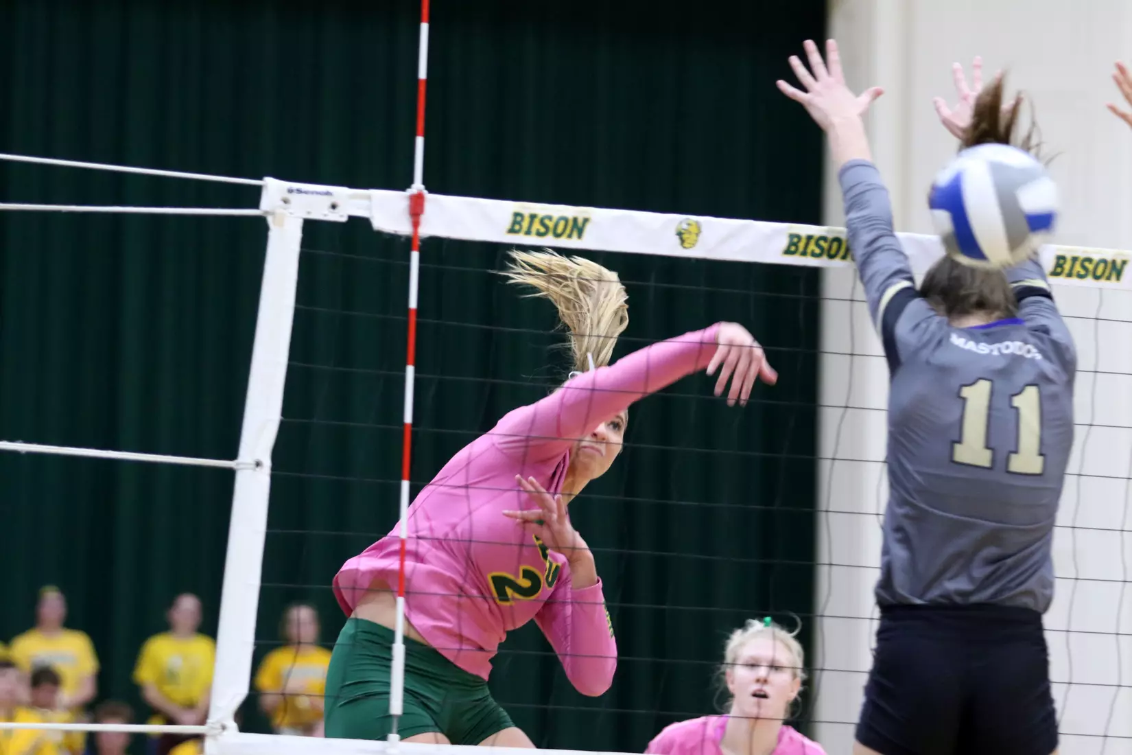 North Dakota State's Allie Mauch against Purdue Fort Wayne in Bentson Bunker Fieldhouse.